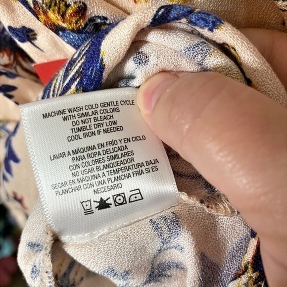 Basic‎ Editions Cream Floral Bohemian Style Blouse NWT - Picture 6 of 11